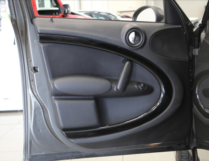 Mini Countryman 14