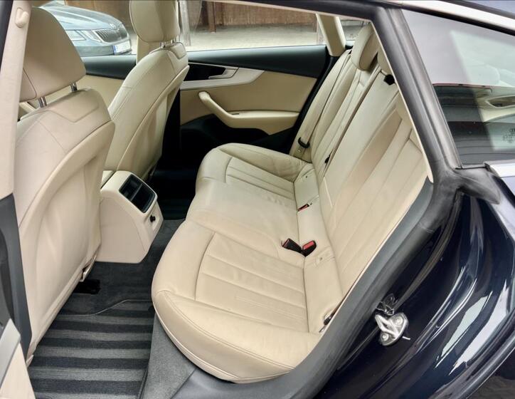 Audi A5 12