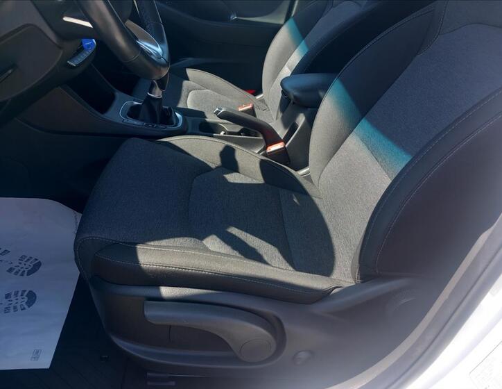 Hyundai i30 17