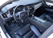 Volvo V90 10