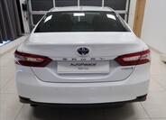 Toyota Camry 5