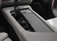 Volvo XC90 16