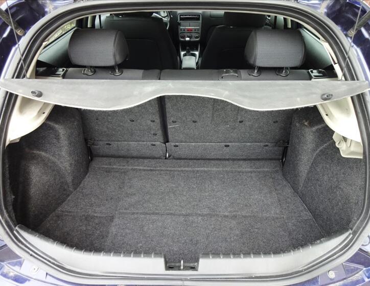 Alfa Romeo 147 23