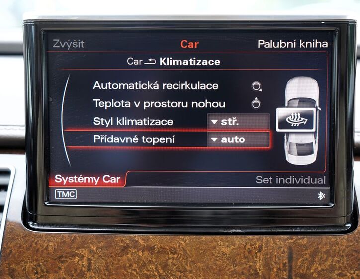 Audi A8 39