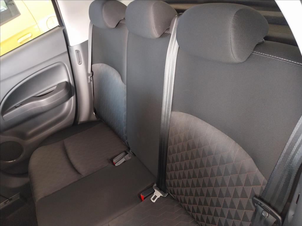 Mitsubishi Space Star 7