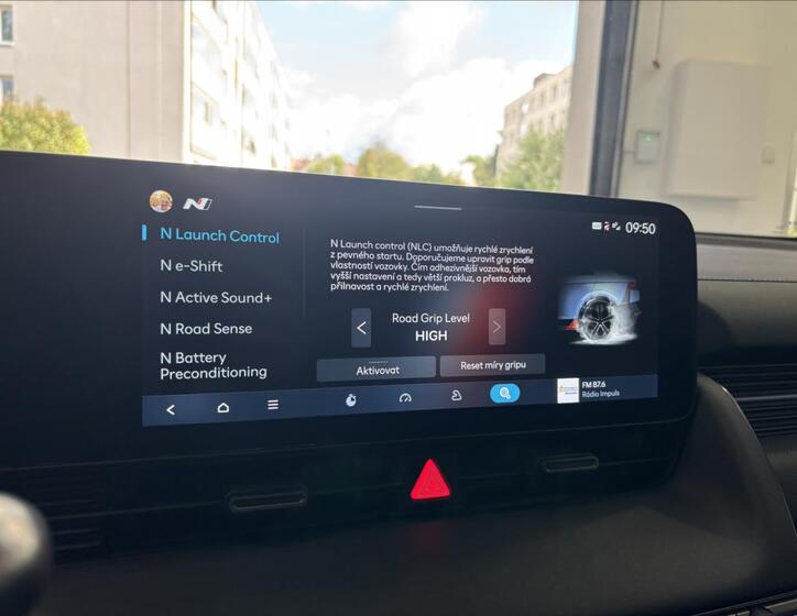Hyundai IONIQ 56