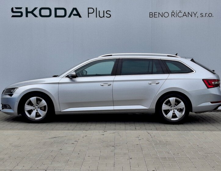 Škoda Superb 3