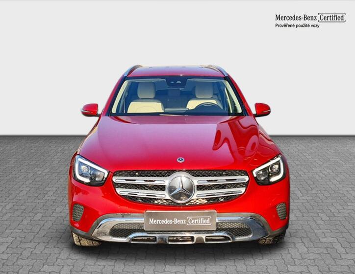 Mercedes-Benz GLC 8