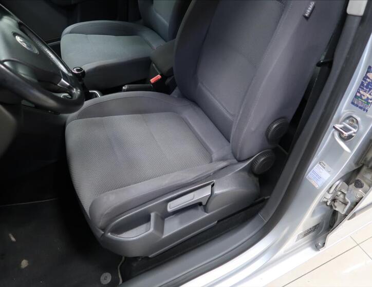 Volkswagen Golf Plus 19