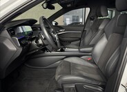 Audi e-tron 26