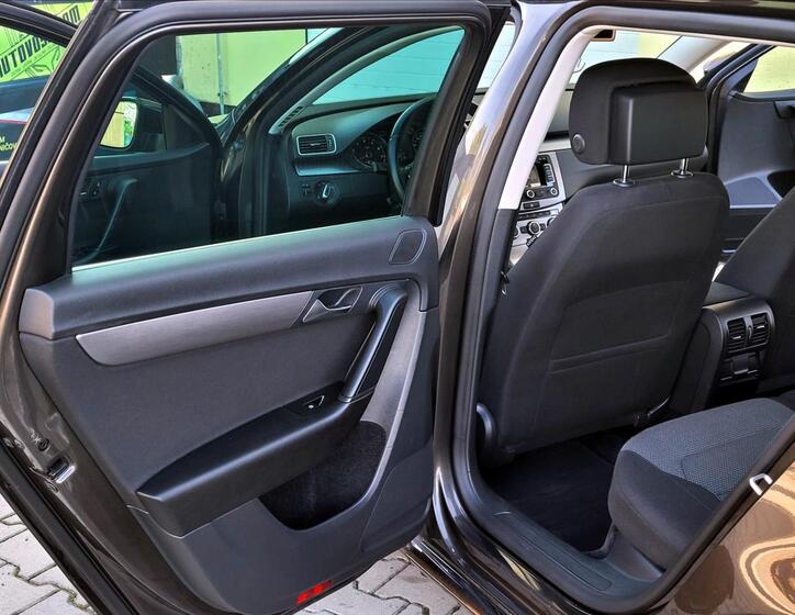 Volkswagen Passat 24