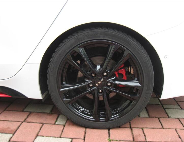 KIA ProCeed 46