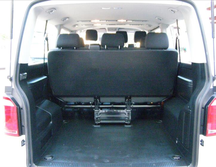 Volkswagen Caravelle 21