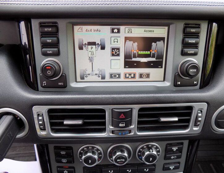 Land Rover Range Rover 32