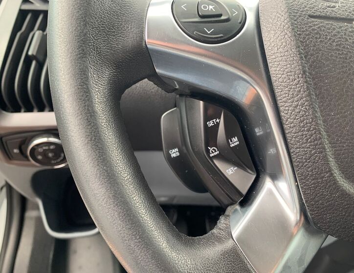 Ford Transit Custom 11