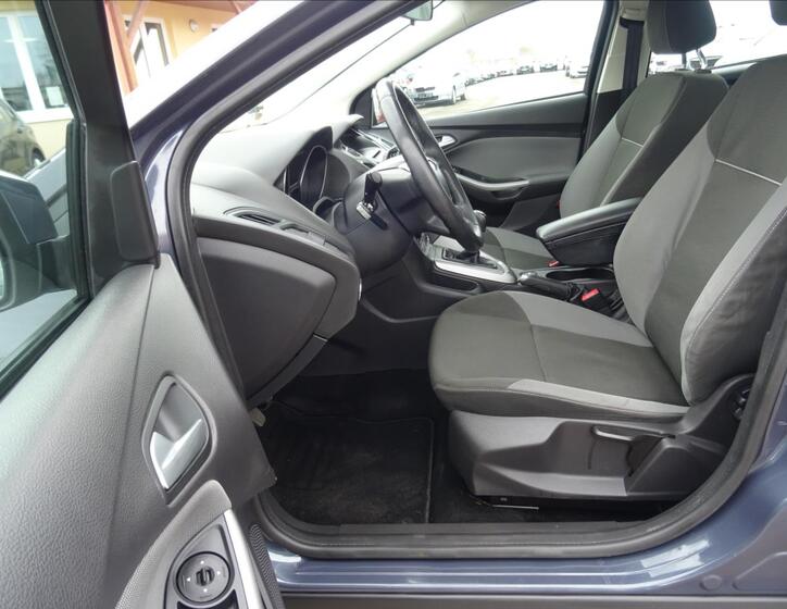 Ford Focus 23