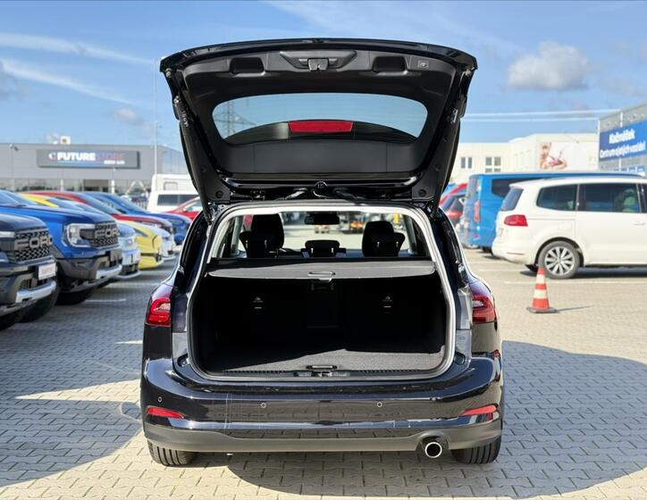 Ford Focus 12