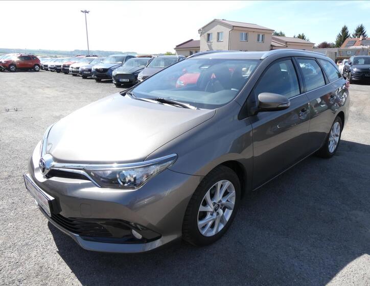 Toyota Auris 3