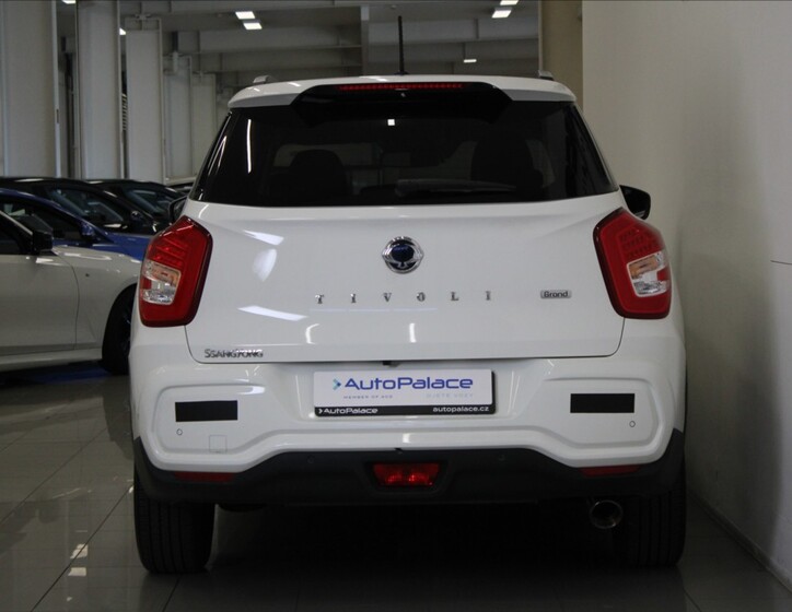 SsangYong Tivoli 4