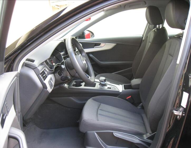 Audi A4 12