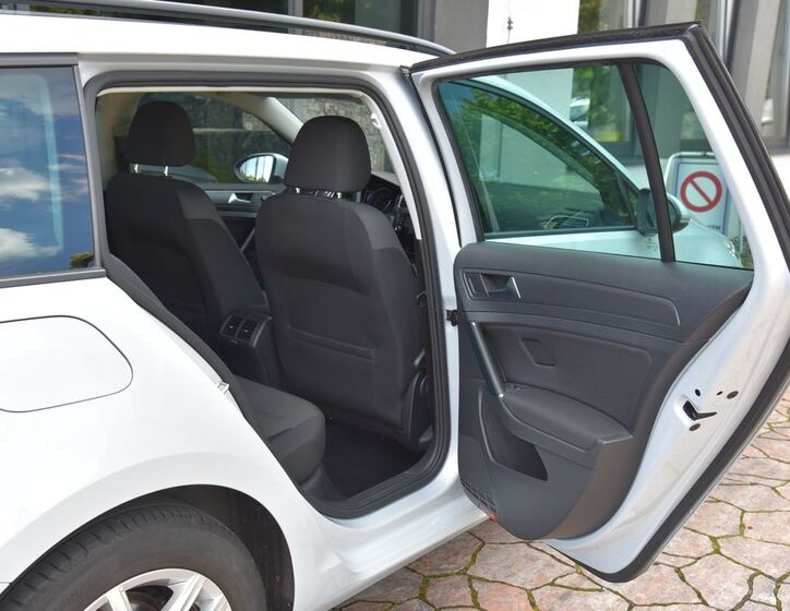 Volkswagen Golf 21