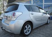 Toyota Verso 5