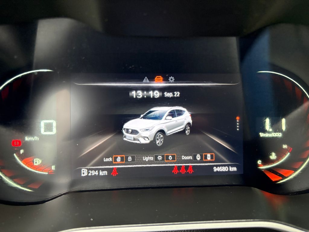 MG ZS