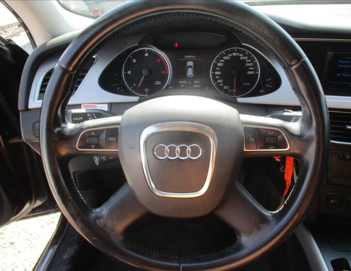 Audi A4 14