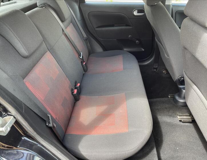 Ford Fiesta 21