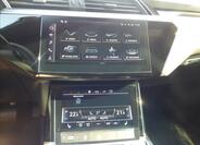 Audi e-tron 26