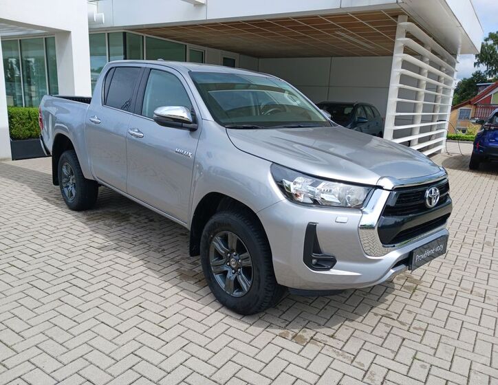 Toyota Hilux 7