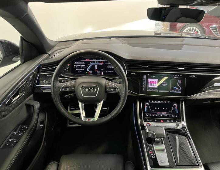 Audi SQ8 5