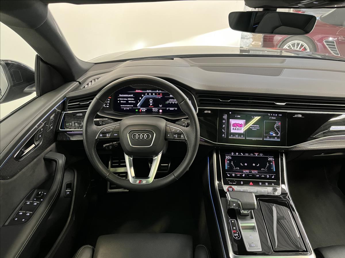 Audi SQ8