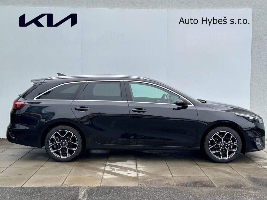 KIA Ceed 4