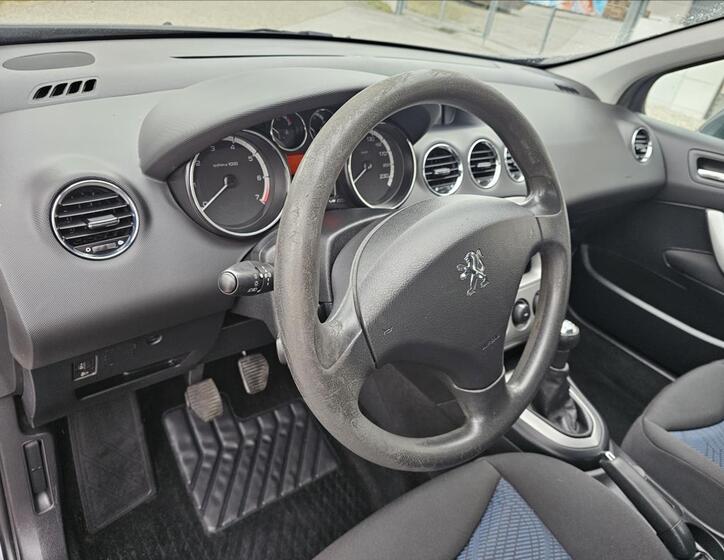 Peugeot 308 11