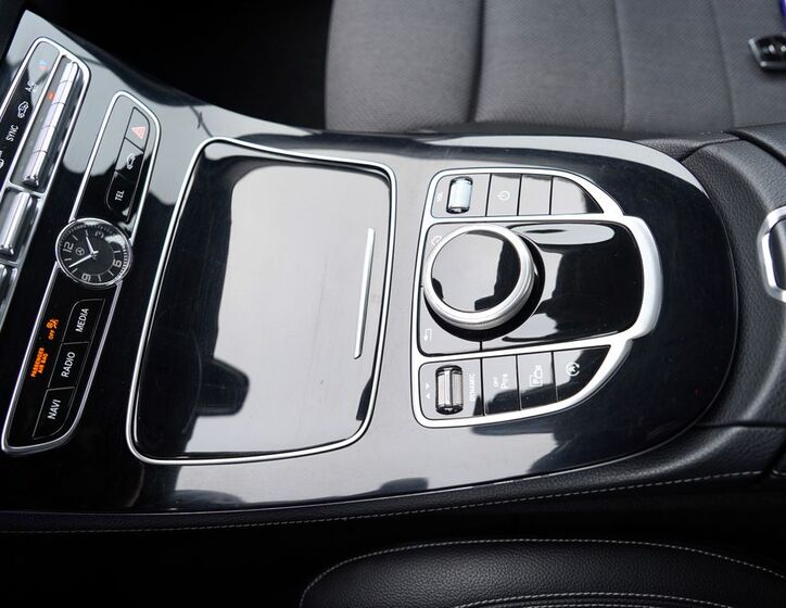 Mercedes-Benz Třídy E 38