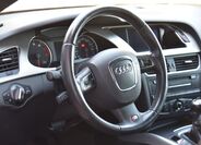 Audi A4 13