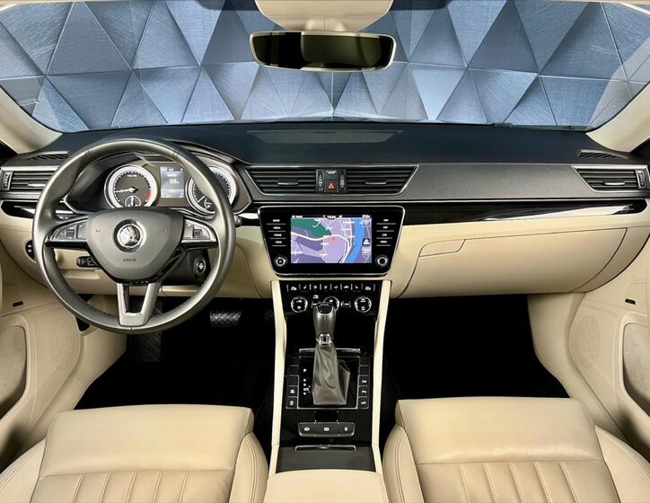 Škoda Superb 10
