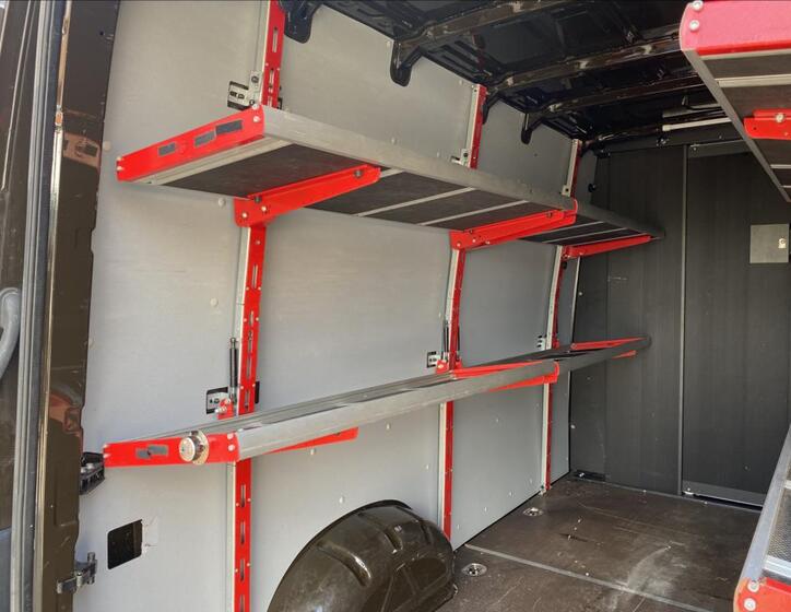 Volkswagen Crafter 26