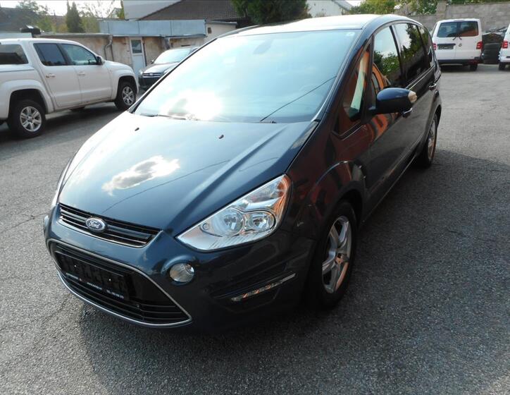 Ford S-MAX 1