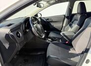 Toyota Auris 8