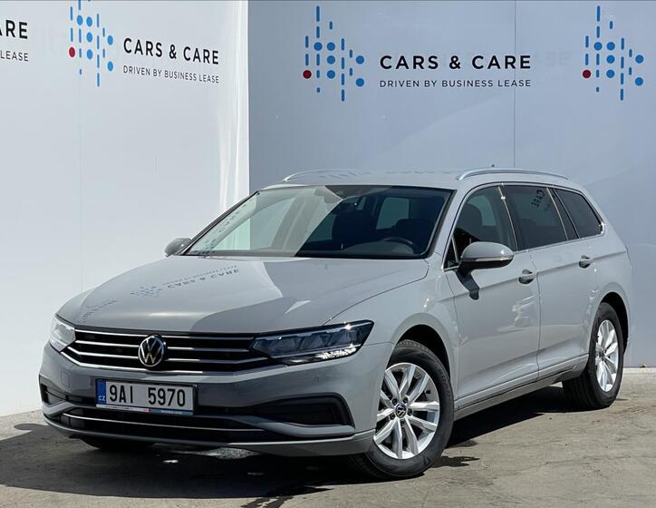 Volkswagen Passat 1