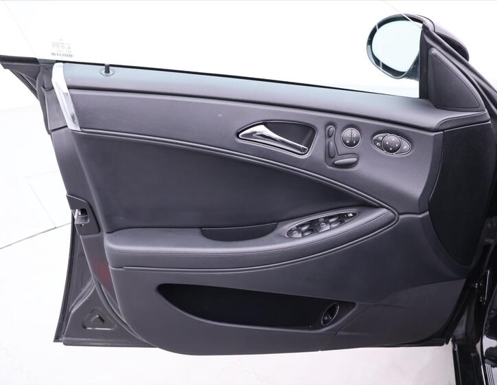 Mercedes-Benz CLS 10