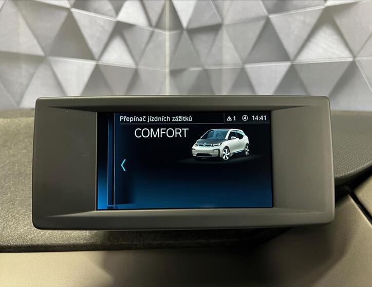 BMW i3 18