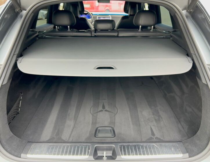 Mercedes-Benz EQE 12