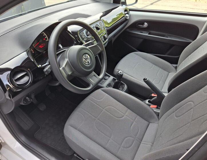 Volkswagen up! 6
