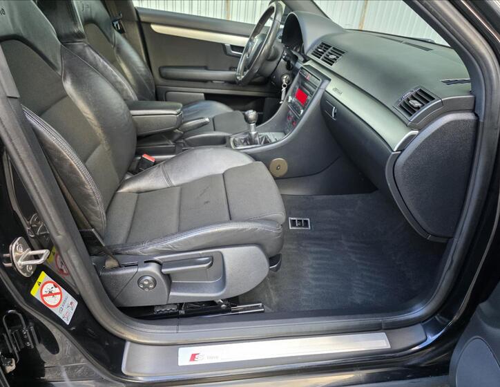 Audi A4 27