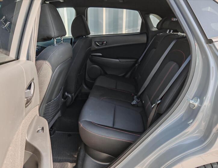 Hyundai Kona 6