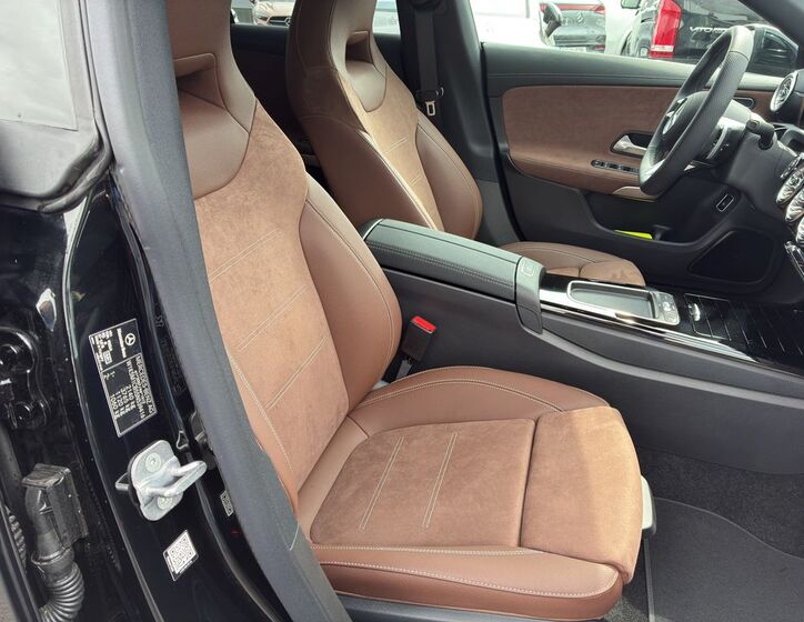 Mercedes-Benz CLA 6