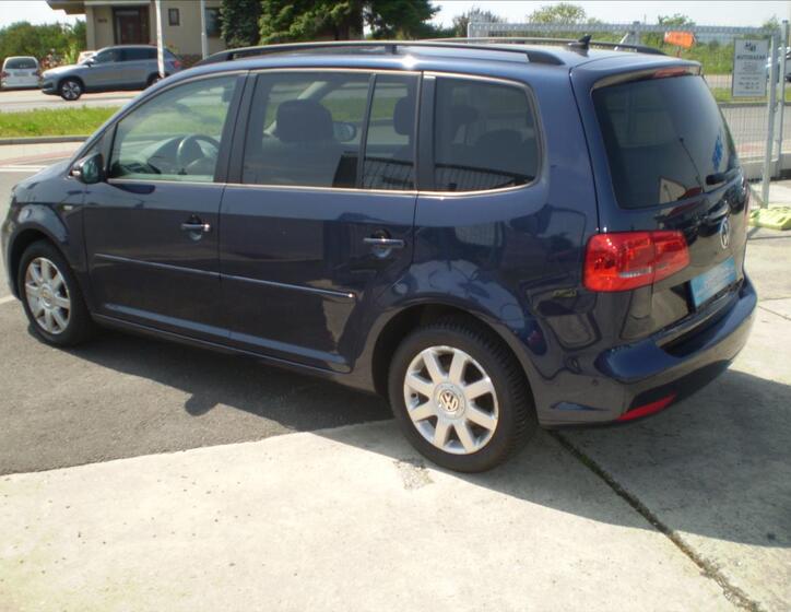 Volkswagen Touran 5